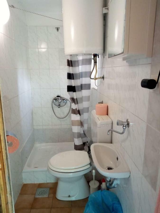 Apartman Dinko Lubenice Exterior photo